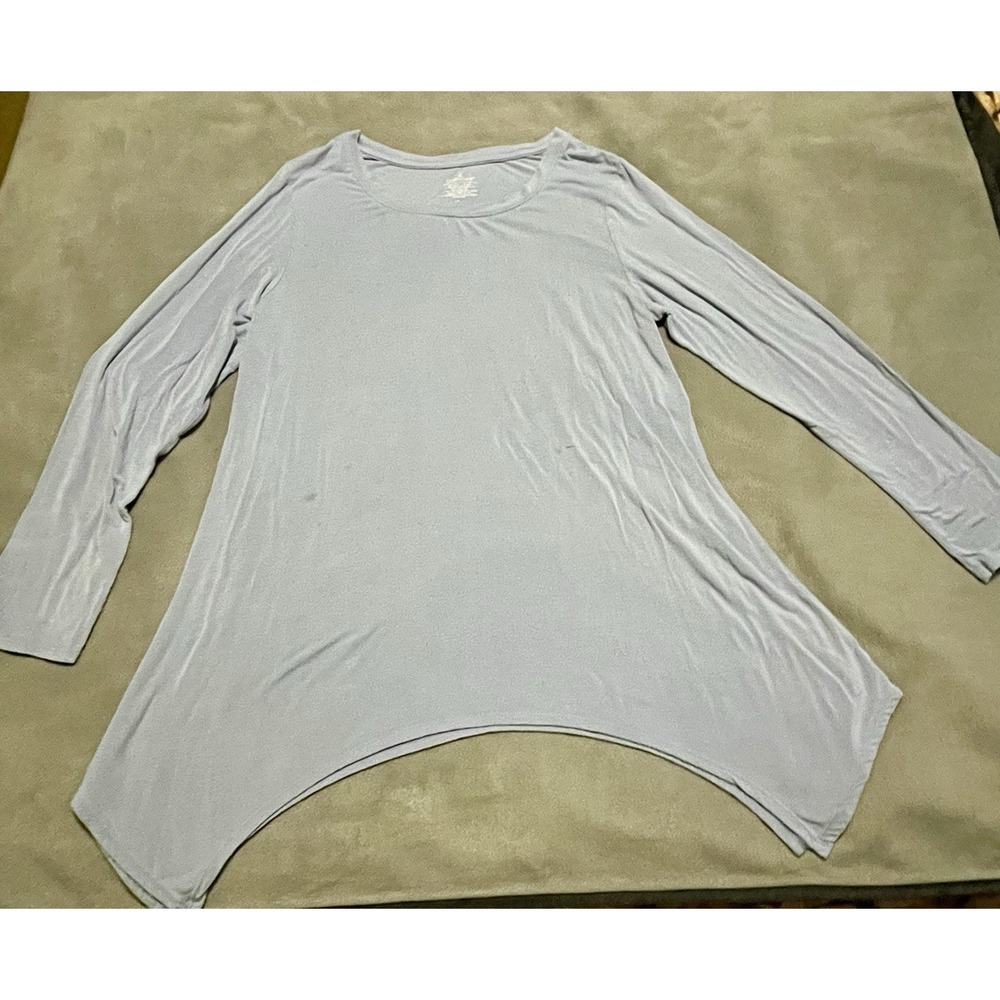 Cuddle Duds Light Blue/Grey Shark Bite Top Flowy‎ Handkerchief Hem